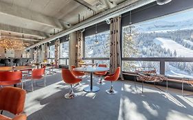 Hôtel Terminal Neige – Totem