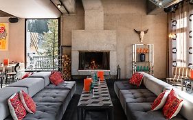 Hôtel Terminal Neige – Totem